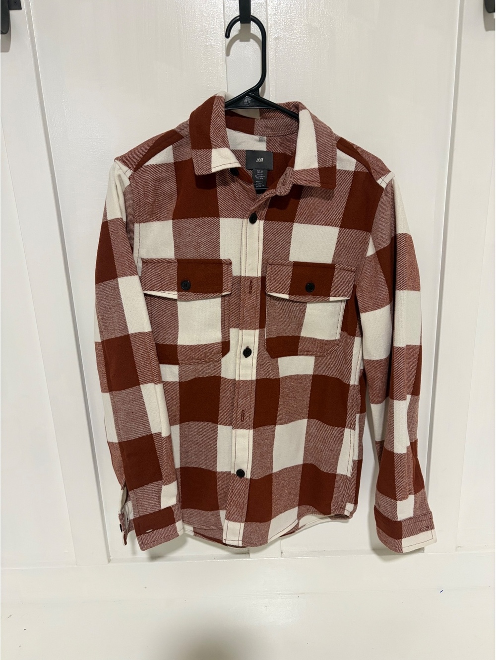 MENS H&M FLANNEL BUTTON UP SHIRT